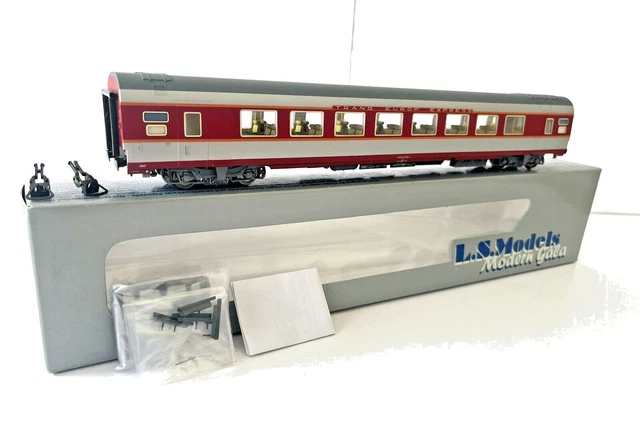 LS MODELS VOITURE voyageurs 1ière classe GRAND CONFORT TEE 40104 NEUF
