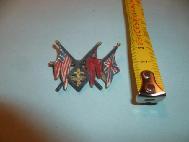 RARE Mignonne Petite Broche Années 1930s 1940s En Celluloïd Peint