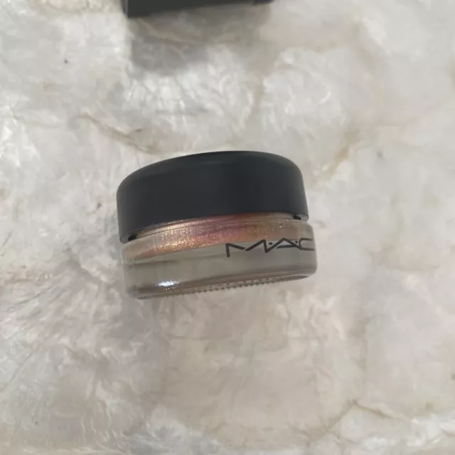 Mac Pro Longwear Pentola Di Vernice Babe In Ciondoli Pesca & Rosa Oro Perla Ombretto Nuovo 2