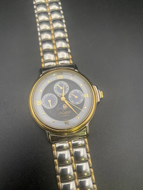 Belle petite montre carrée à verre biseauté pile neuve expédition