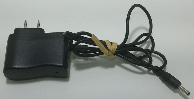 AC/DC ADAPTER MODEL DPT009-A IC INPUT 110-240V 50/60Hz 150mA OUTPUT DC.5V=1000mA
