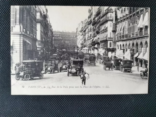 CPA 75 PARIS - La Rue de la Paix prise vers la Place de l'Opéra