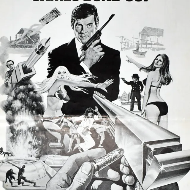 1974 The Man With Golden Gun Roger Moore Chris Lee Britt Ekland Maud Adams #2