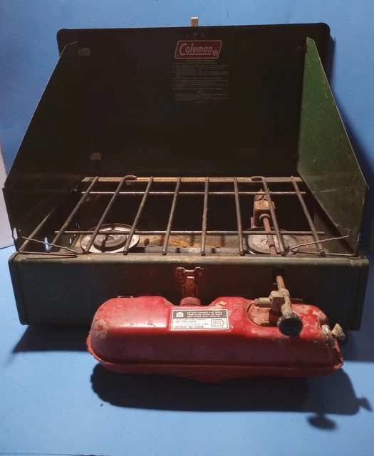 VINTAGE COLEMAN 1970S Model 425E Two Burner Camp Stove Made in USA