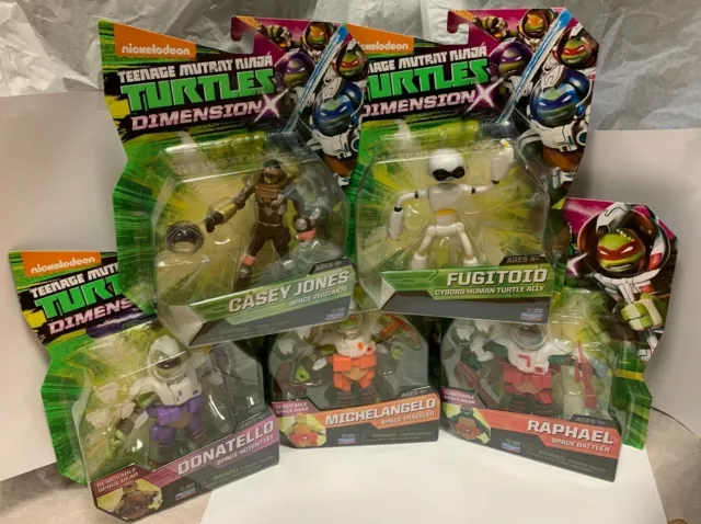 Teenage Mutant Ninja Turtles Dimension X Donnatello Raphael Michelangelo Figures