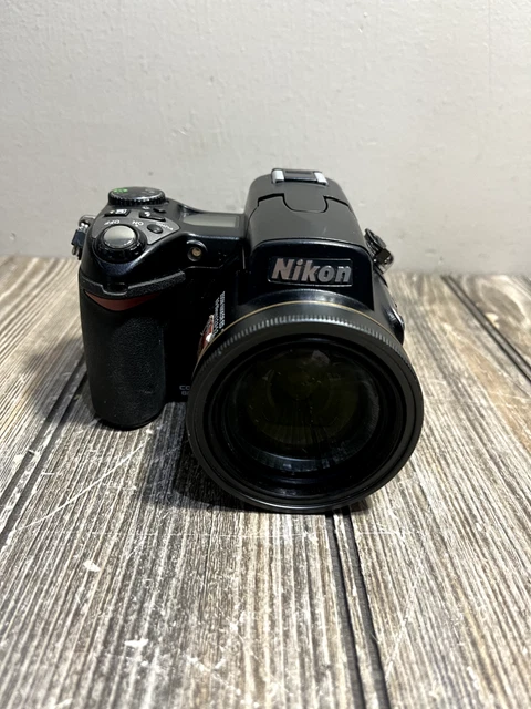Nikon COOLPIX 8800 VR 8.0MP Bridge Digital Camera - As-Is, Untested Nikon COOLPIX 8800 VR 8.0MP Bridge Digital Camera - As-Is, Untested