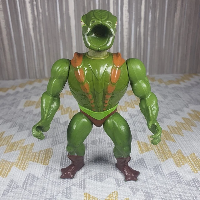 Action Figure Stands - Vintage Masters Of The Universe (MOTU) - He-Man (82-88) E