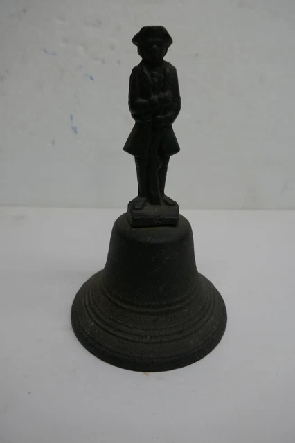 Vintage CAST IRON BELL Dinner School Figural Colonial Man Minuteman 1776