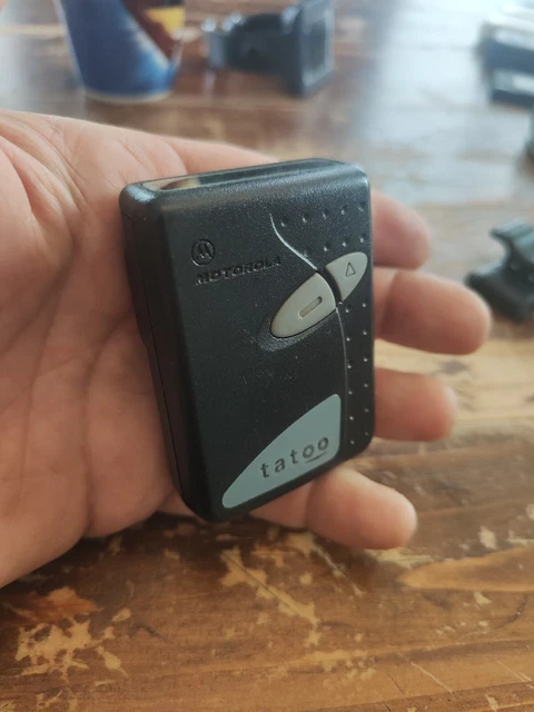 TATOO Motorola 1996 - Radiomessagerie Vintage Verte, Neuve Sous Blister