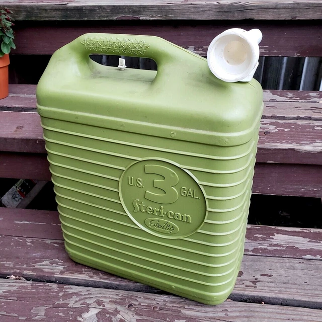 RARE VINTAGE RETRO Steri Can Sterilite 3 Gallon Water Jug Canteen