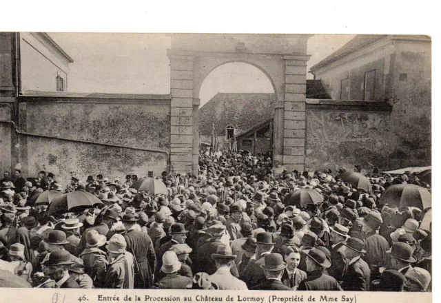 CPA de Longpont sur Orge (91 Essonne), Procession, animée, années 1910
