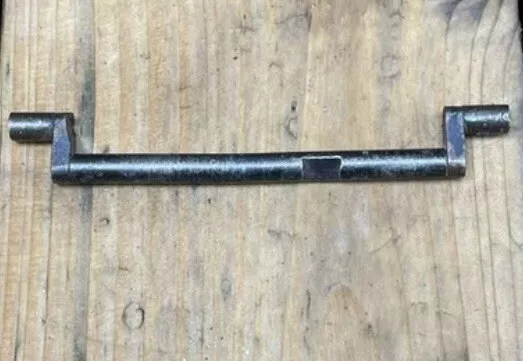 Elu Shaft Part Nr 050239700 For Elu Mhb 50-90 And Dewalt 4” Belt Sander Used ,,,