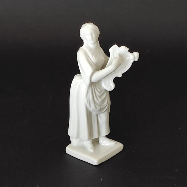 Statuina Antica Porcellana Bianca Europa '800 Scultura Fiori policromi