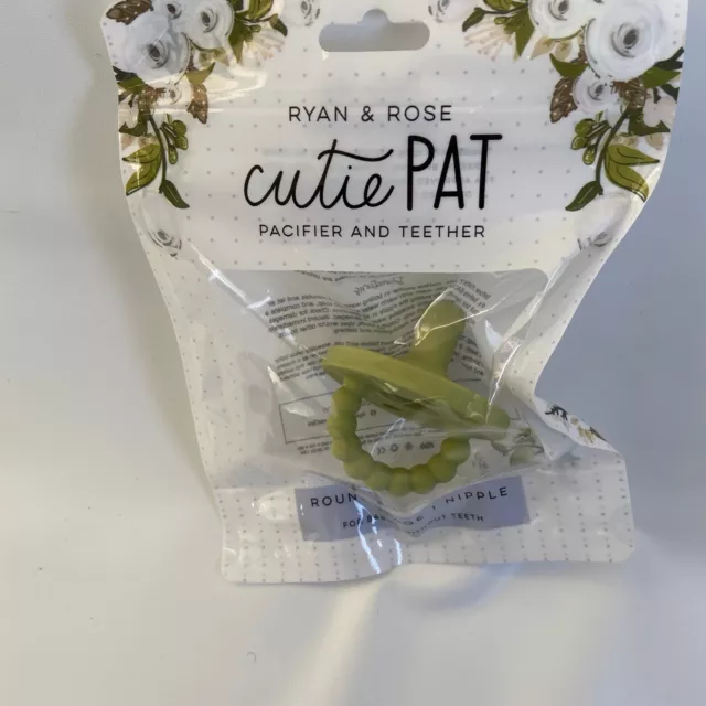 Ryan & Rose Cutie PAT Green Round Pacifier Teether stage 1