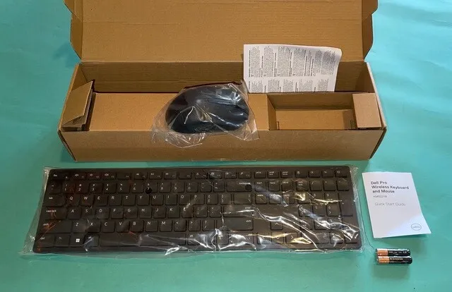 Dell Pro Wireless Keyboard and Mouse km5221w