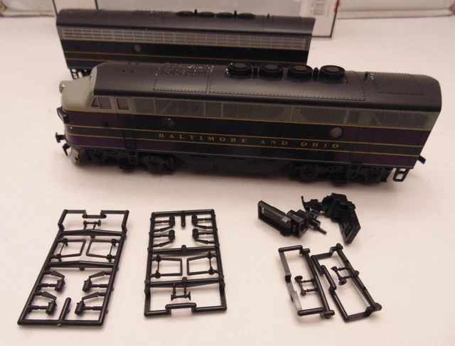 STEWART HOBBIES - Ho Scale - F3A Phase Iv Powered Great