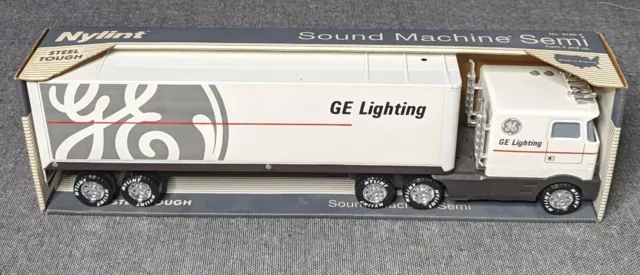 ERTL - General Electric Distribution & Control (GE) Tractor Trailer w/ box