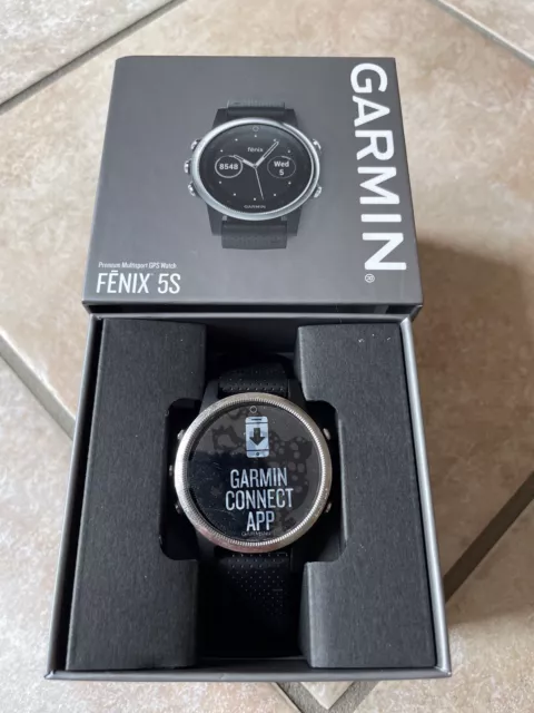 Garmin Fenix 5S Smart Sportwatch inklusive 8 Armbänder