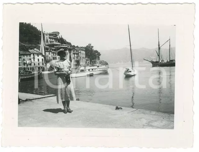 Giugno 1935 PORTOFINO - Giovane donna in riva al mare *Foto 10x8 cm