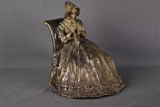 Antiguo Figura de Bronce '' Sentado Mujer Nähend '' Firmado Para Cornik Um 1890