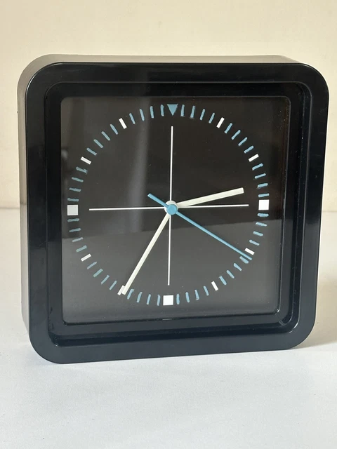 Horloge Murale IKEA Dassigt Vintage - Design Suédois Carré Et Coloré, Mouvement Quartz