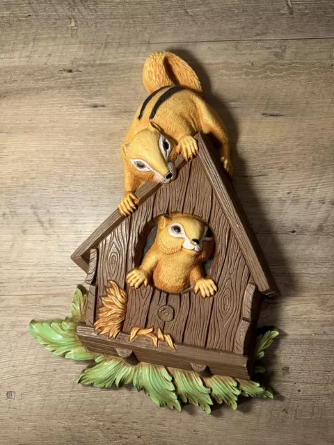 Dart Industries Vintage 1977 Squirrels in Bird House Wall Hanging Home Decor