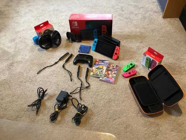 Used Nintendo switch bundle, excellent condition