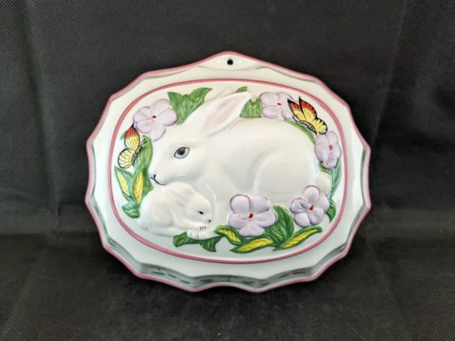 The Franklin Mint, "Le Cordon Bleu" Jelly Mould, White Rabbit, 1986