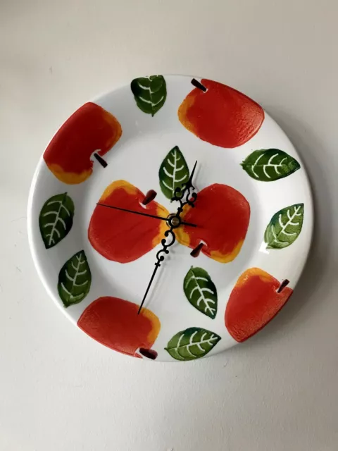 CERAMICA SAN MARCIANO ITALY Hand Painted Apples/Fruit Ceramic Plate Wall Clock
