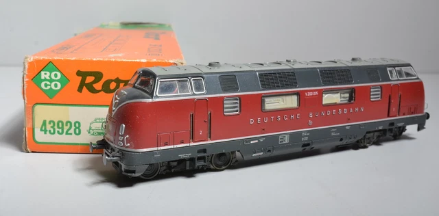 Carrosserie Roco Pour Locomotive BB 215-033-2 DB – Plastique – Occasion (Lire L'Annonce)