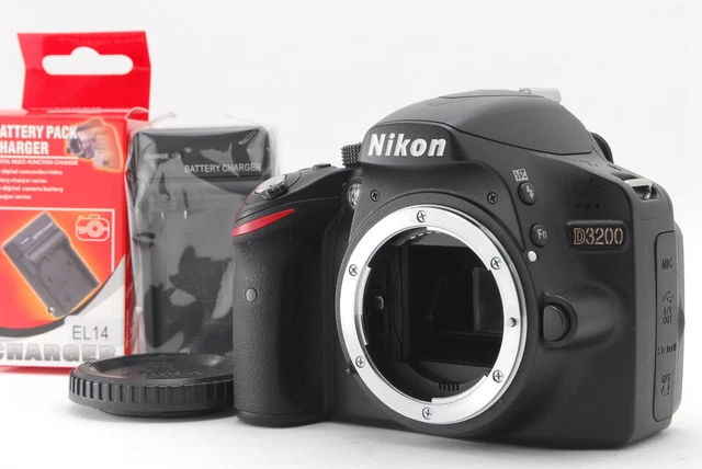 nikon d3200 year