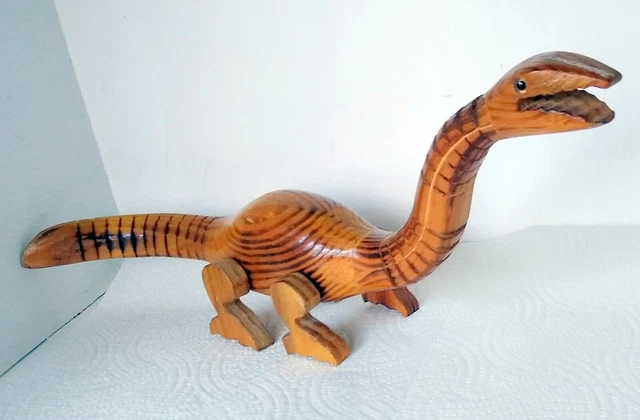 Vintage handgefertigter Holzgelenksdinosaurier Brontosaurus flexibel handgeschnitzt