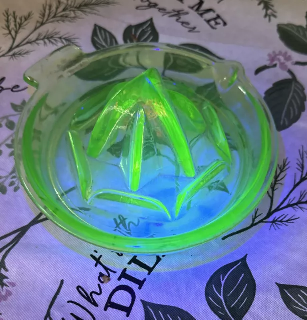 Vintage Depression Era Uranium Glass Lemon Orange Citrus Juicer No Damage