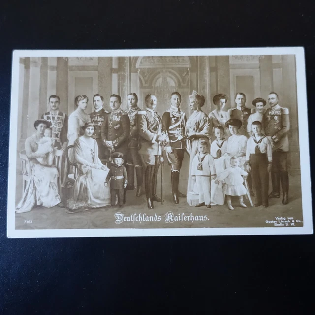 CPA Photo Card La Family of / The Kaiser - Germany Kaiserhaus