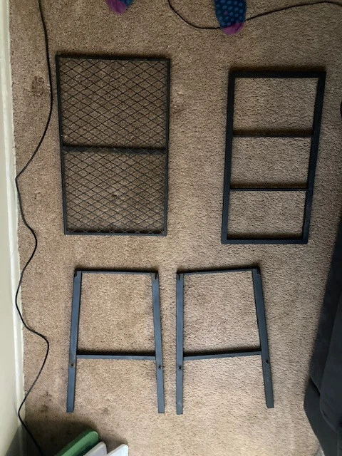 black metal 2 shelf aquarium stand 29" L x 18" W base 28 " H and 26" L x 13" top