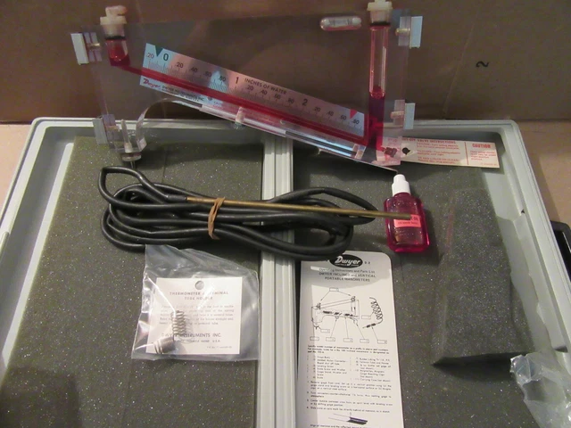 Dwyer Durablock 0.20-0-3.0" Incline Manometer 109 Gauge & Case