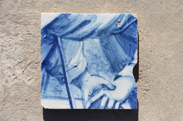 18th Century Blue and White Portuguese Tile depicting a Gentleman Hands, Antique