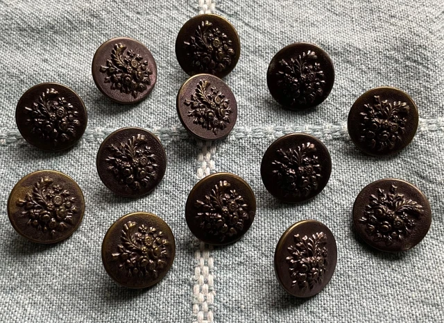 13 Matching Vintage Antique Metal Floral Flower Bouquet Buttons - Old Lot - 3/4”