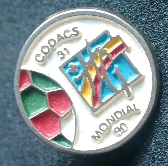 c PINS PIN FOOTBALL SOCCER WORLD CUP 90 1990 COUPE DU MONDE
