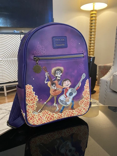 ID9 - Disney Loungefly Mini Sac A Dos Moments Wall E Date Night