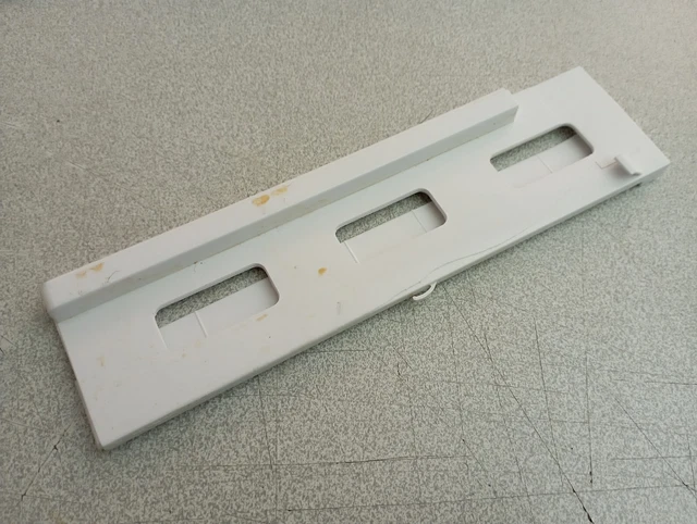 Gorenje Frigidaire Réfrigérateur Congélateur Porte Bas Bouteille Barre Étagère