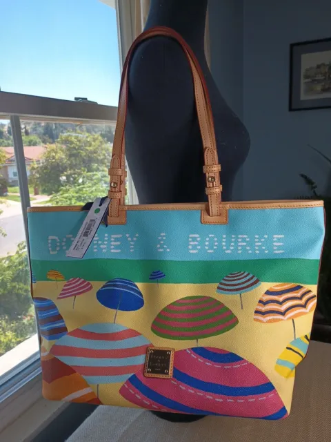 Brand New Dooney & Bourke Leisure Shopper beach umbrella theme large  zipperbag