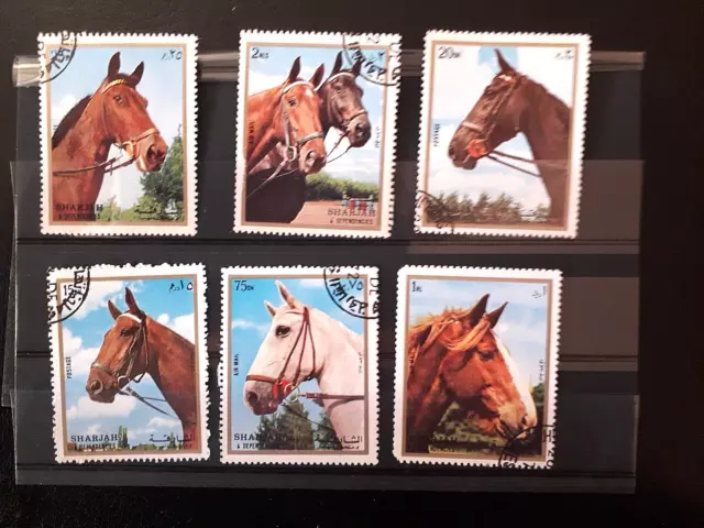 Superbe Serie Complete De Timbres Obliteres : Chevaux