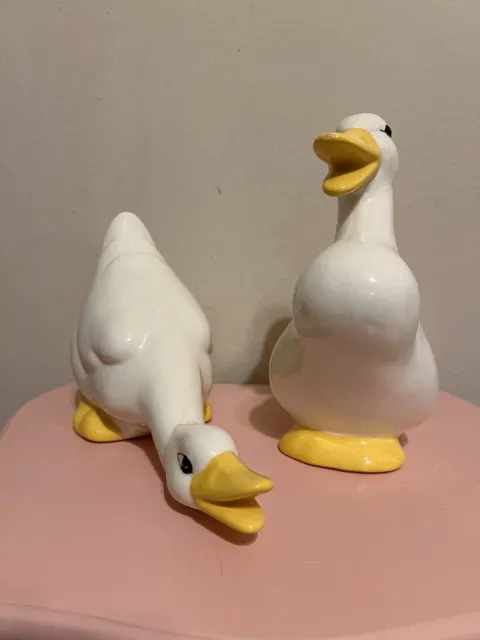 Vintage Pair Of Ceramic Ducks White Peking Duck Goose Geese (g)