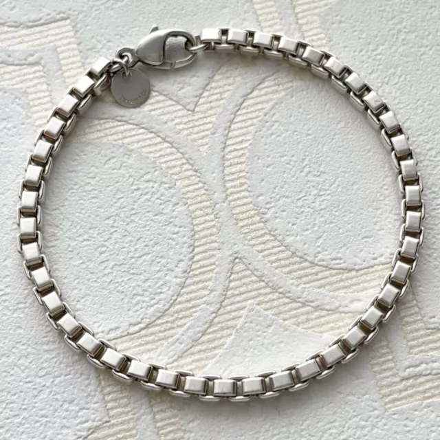 Tiffany & Co. Bracelet chaîne à maillons entrelacés vénitien en argent...