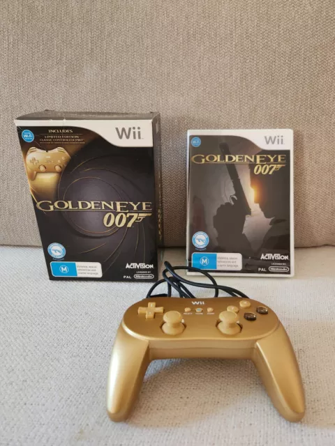 Activision James Bond 007: Golden Eye & Gold Controller (Wii