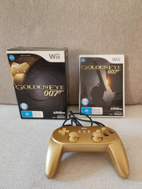 Activision James Bond 007: Golden Eye & Gold Controller (Wii) 