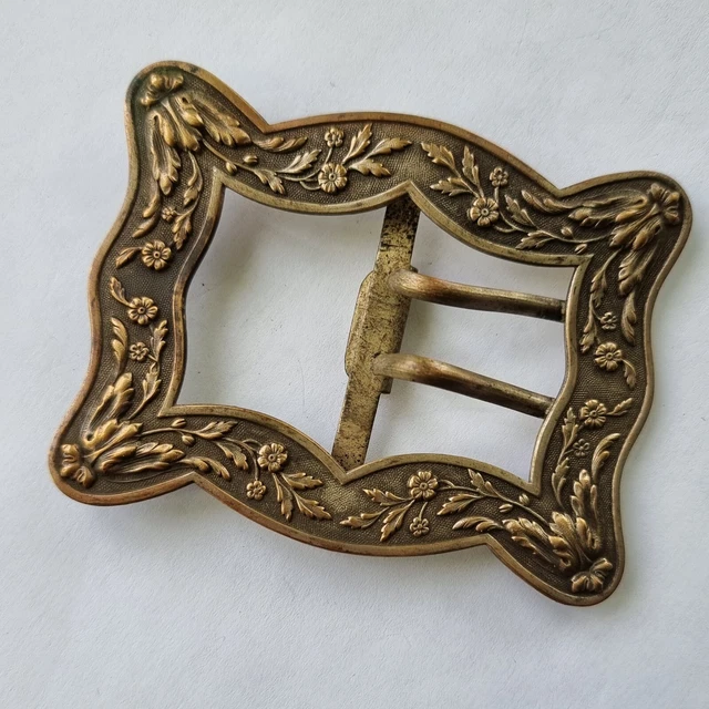 ANCIENNE CHAUSSURE ENFANT 1900 deco poupèe reconstitution EUR 38,00 - FR