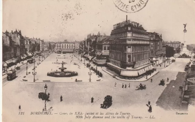 CPA 33 BORDEAUX Cours du XXX Juillet et les Allées de Tourny
