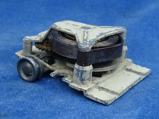RARE MOTEUR SOLIDO Démontable Série Junior Jouet Ancien Époque Dinky Cij Jrd EUR 20,00 - FR